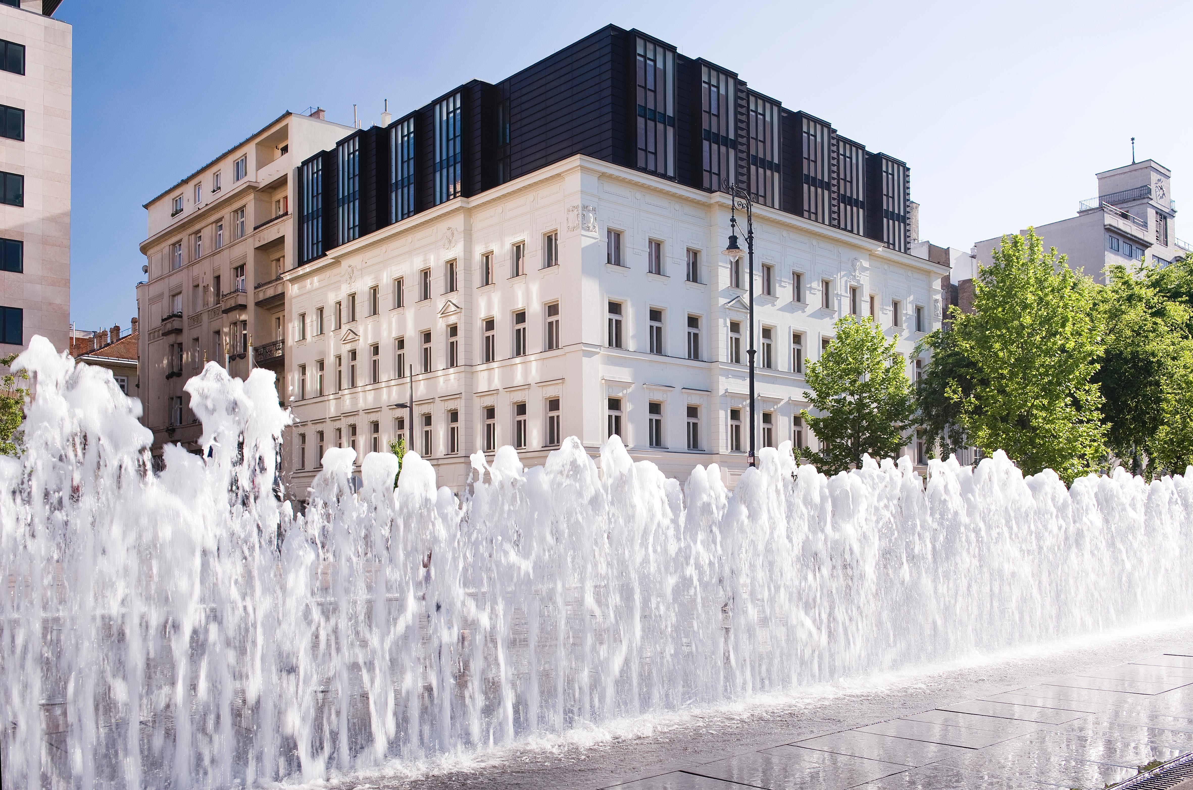 Iberostar Grand Budapest Hotel Exterior photo